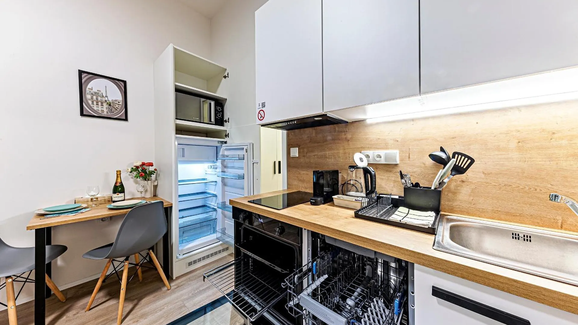 Kora Apartments Andel Πράγα 0*,  Τσεχία